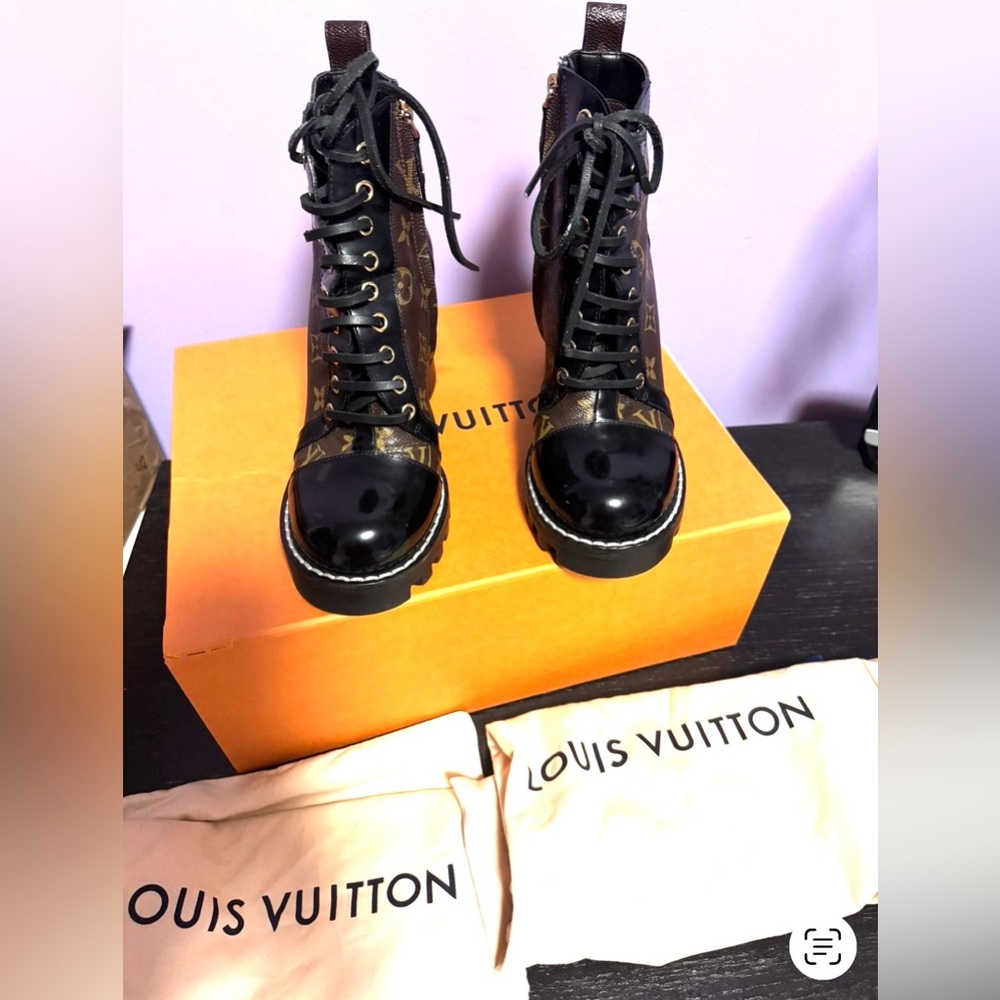 Louis Vuitton Star Trail Brown Ankle Boots lace up - Picture 4 of 15